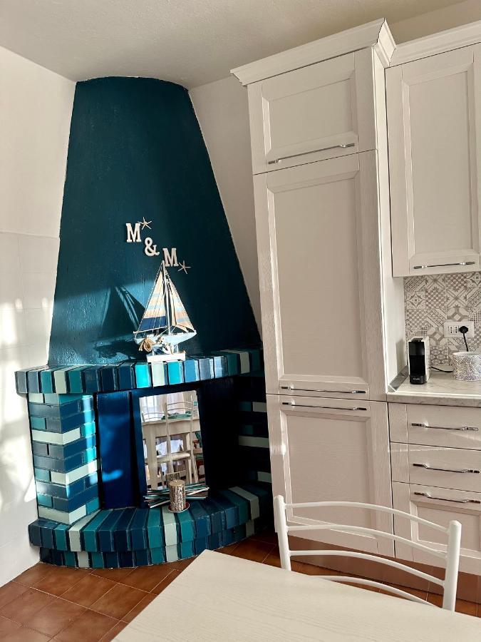Residenza M.E.M. La Maddalena Appartement La Maddalena  Buitenkant foto