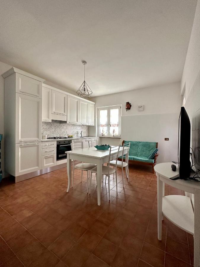 Residenza M.E.M. La Maddalena Appartement La Maddalena  Buitenkant foto
