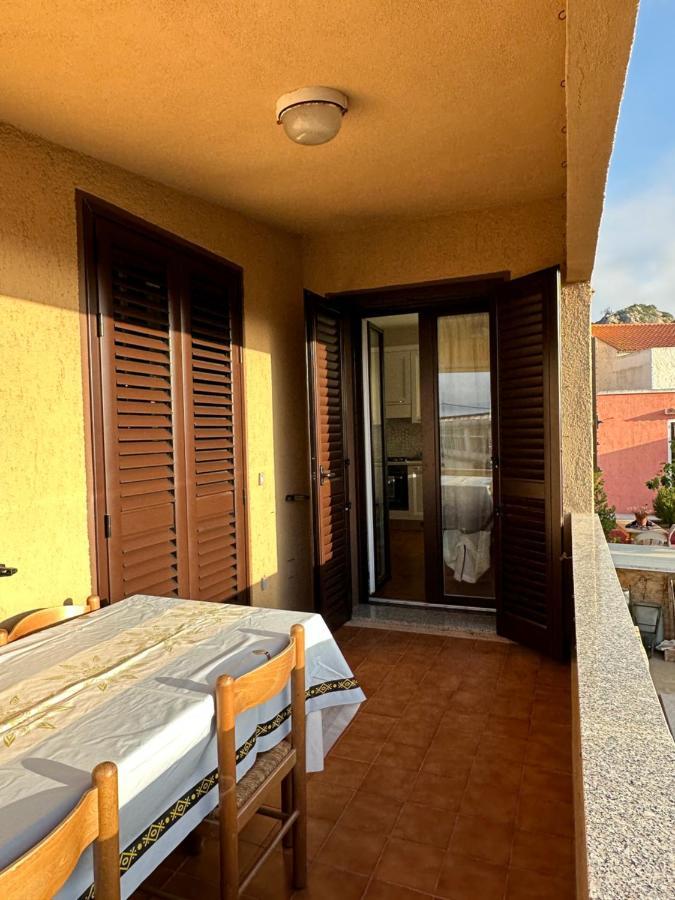 Residenza M.E.M. La Maddalena Appartement La Maddalena  Buitenkant foto