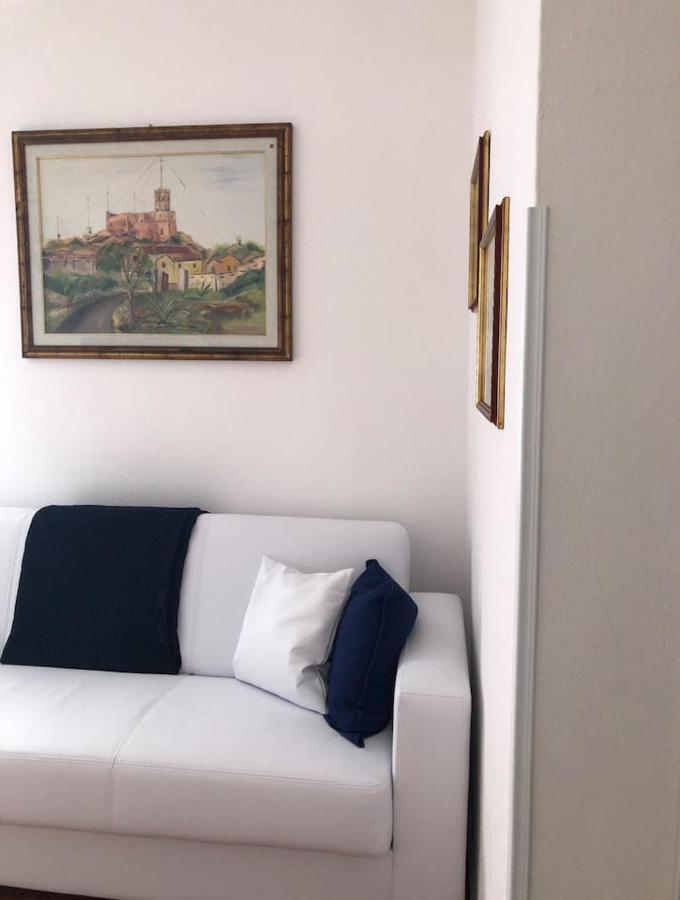 Residenza M.E.M. La Maddalena Appartement La Maddalena  Buitenkant foto